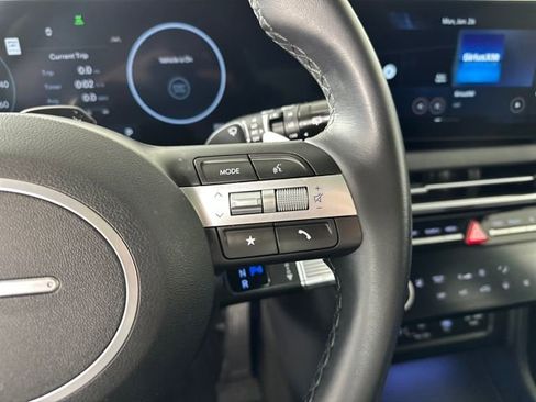 Used 2025 Hyundai Tucson SEL image 16