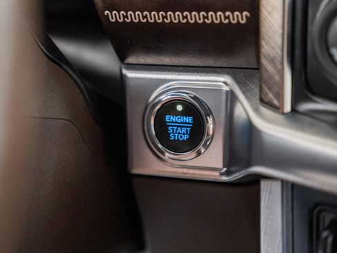 Certified 2022 Ford F150 King Ranch w/ Equipment Group 601A High image 34