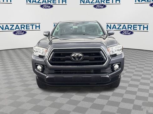 Used 2020 Toyota Tacoma SR5 AWD/4WD image 2