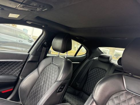 Used 2020 Genesis G70 3.3T w/ Sport Package image 7