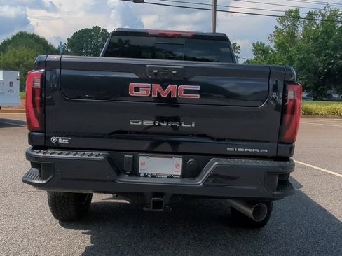 New 2025 GMC Sierra 2500 Denali w/ Denali Reserve Package image 7