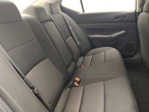 Used 2024 Nissan Altima 2.5 SV image 19