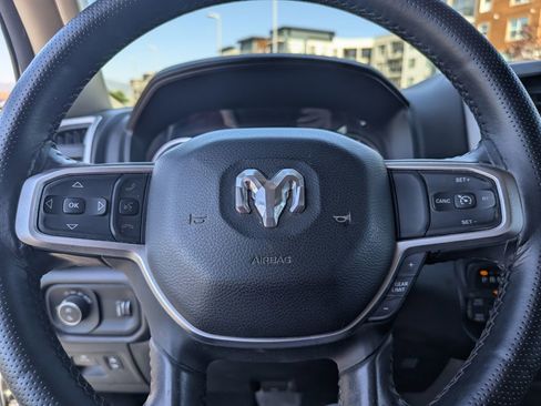 Used 2020 RAM 1500 Big Horn AWD/4WD image 22