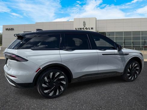 New 2026 Lincoln Nautilus Reserve w/ Jet Appearance Package AWD/4WD image 3