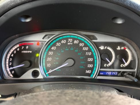 Used 2012 Toyota Venza LE w/ LE Convenience Pkg FWD image 11