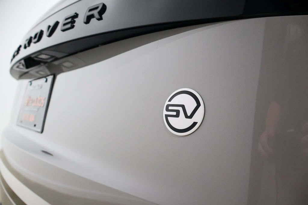 Used 2025 Land Rover Range Rover SV AWD/4WD image 73