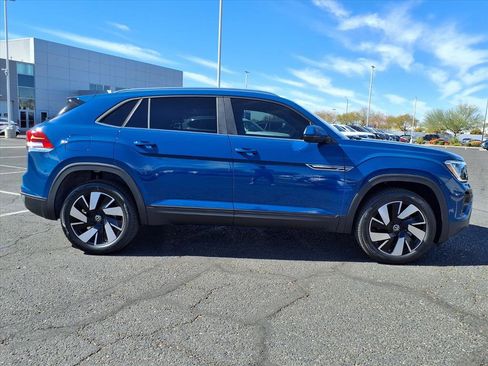New 2026 Volkswagen Atlas Cross Sport SE image 6