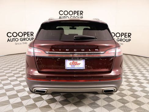 Used 2022 Lincoln Nautilus Reserve image 19