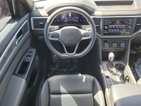 Used 2022 Volkswagen Atlas Cross Sport SE FWD image 10