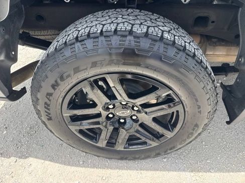Used 2025 Chevrolet Silverado 1500 Custom w/ Turbomax Blackout Package RWD image 25
