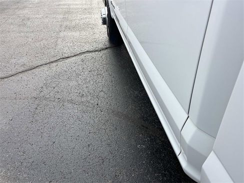 Used 2022 Ford F350 Lariat w/ Lariat Ultimate Package image 16