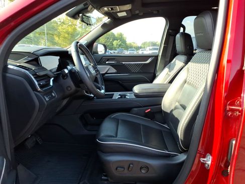 Used 2024 GMC Acadia Denali w/ Super Cruise Package FWD image 19