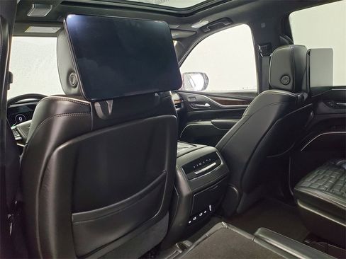Used 2021 Cadillac Escalade Premium Luxury Platinum image 33