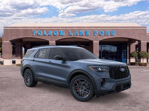 New 2026 Ford Explorer ST-Line w/ ST-Line Street Pack AWD/4WD image 7