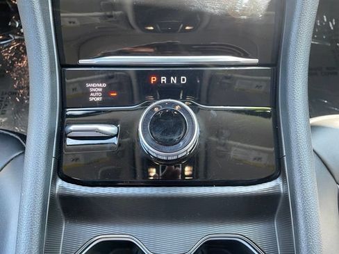 Used 2023 Jeep Grand Cherokee Limited w/ Black Appearance Package AWD/4WD image 23