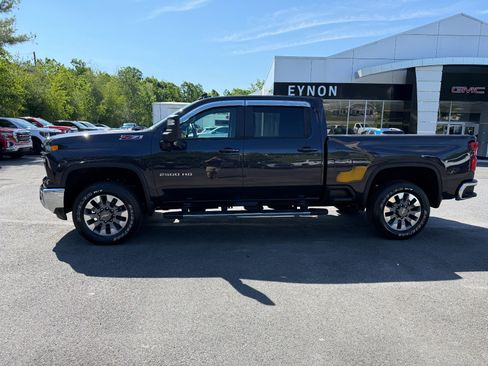 Certified 2024 Chevrolet Silverado 2500 LT w/ All Star Edition AWD/4WD image 2