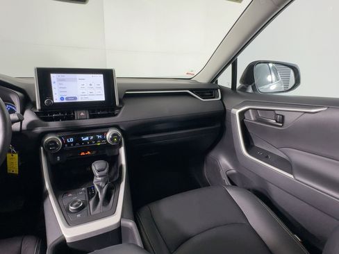 Used 2023 Toyota RAV4 LE image 26