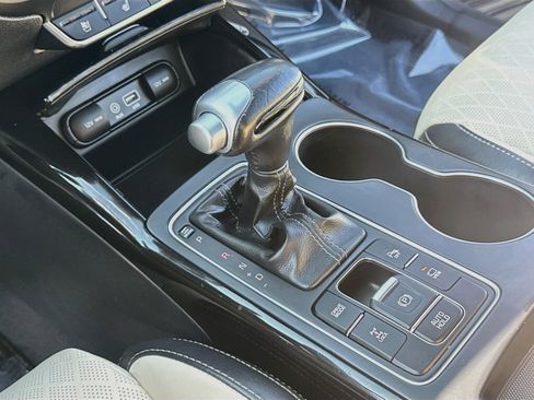 Used 2018 Kia Sorento SX AWD/4WD image 19