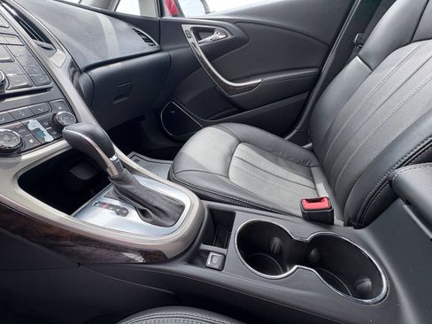 Used 2013 Buick Verano Leather FWD image 27