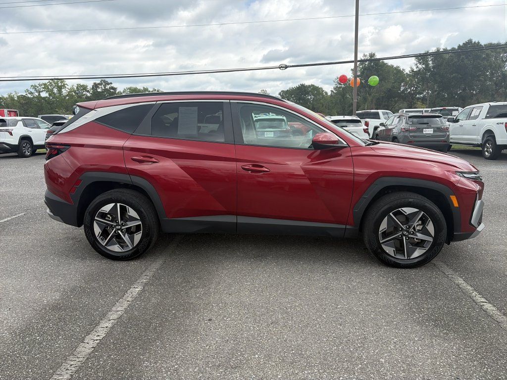 Used 2025 Hyundai Tucson SEL AWD/4WD image 8
