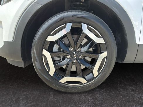 Used 2023 Kia Telluride S AWD/4WD image 9
