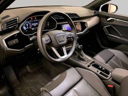 Used 2025 Audi Q3 2.0T Premium w/ Convenience Package AWD/4WD image 12