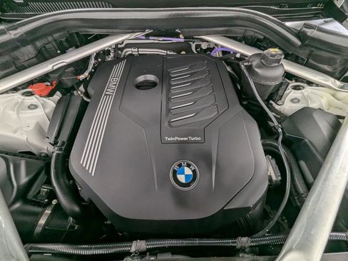 Used 2023 BMW X5 sDrive40i w/ M Sport Package RWD image 9