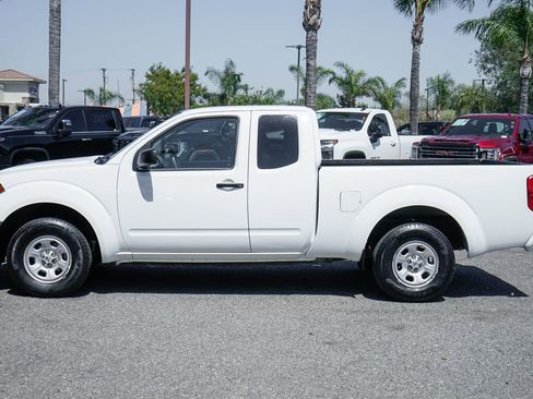 Used 2018 Nissan Frontier S RWD image 5