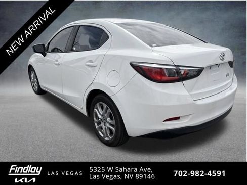 Used 2017 Toyota Yaris iA FWD image 7