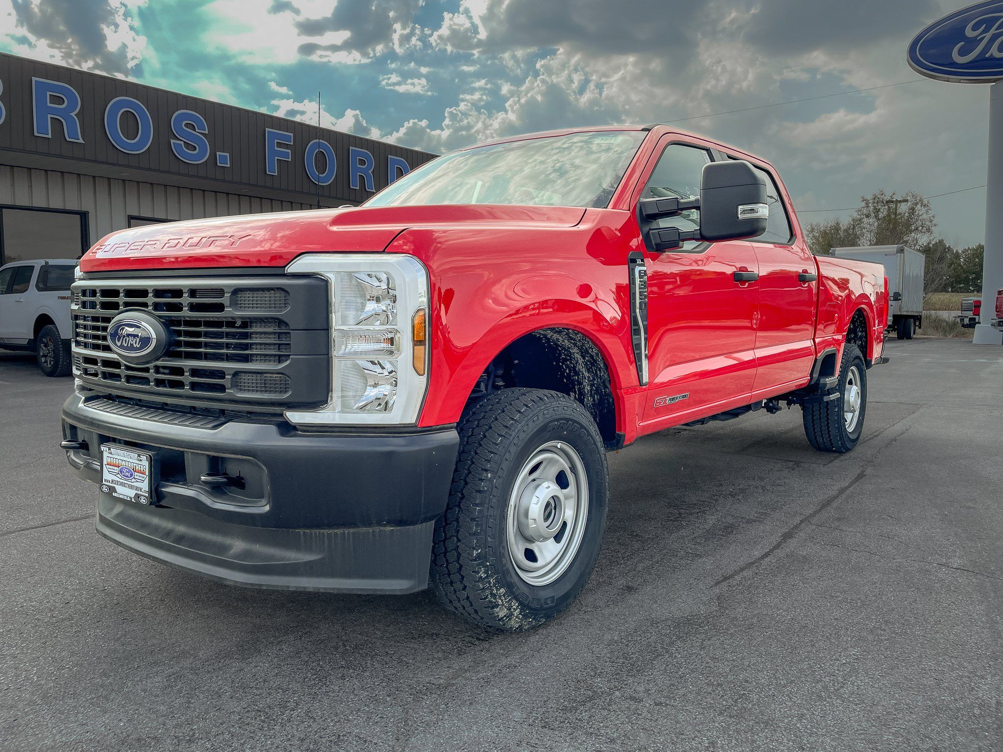 New 2024 Ford F350 XL w/ FX4 Off-Road Package AWD/4WD image 2