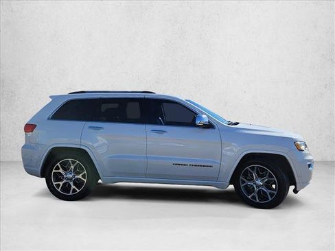 Used 2021 Jeep Grand Cherokee Overland image 4