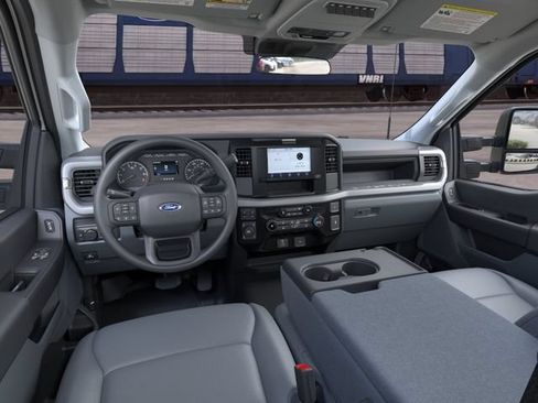 New 2026 Ford F250 XL AWD/4WD image 9