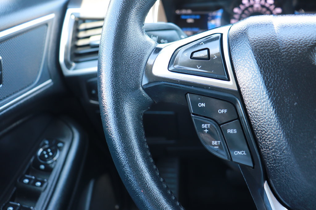 Used 2024 Ford Edge SEL AWD/4WD image 20