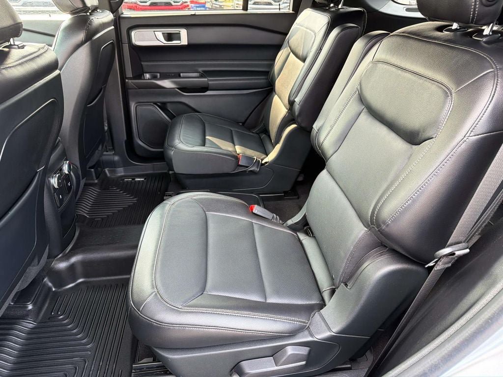 Used 2020 Ford Explorer Limited w/ Class III Trailer Tow Package AWD/4WD image 20