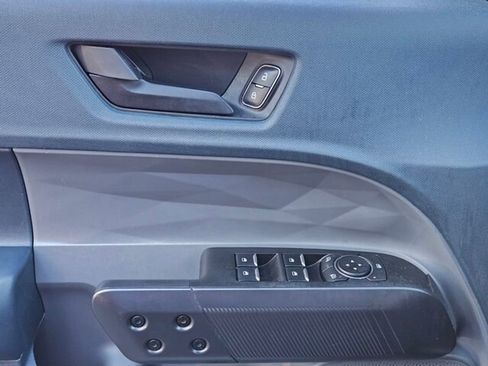 Used 2024 Ford Maverick Lariat w/ Black Appearance Package image 28