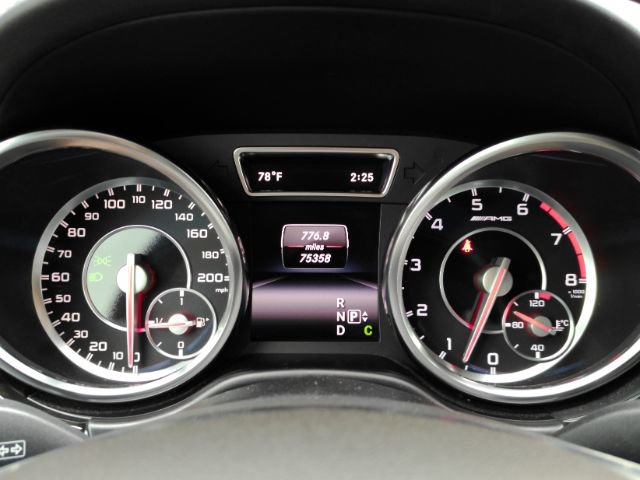 Used 2015 Mercedes-Benz GL 63 AMG 4MATIC image 44