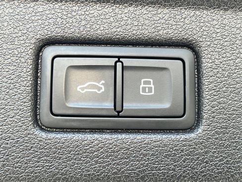 Used 2021 Audi A5 2.0T Premium Plus w/ Premium Plus image 6