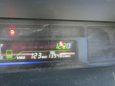 Used 2014 Toyota Prius V Two image 11