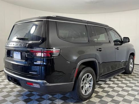 Used 2022 Jeep Wagoneer Series I image 7