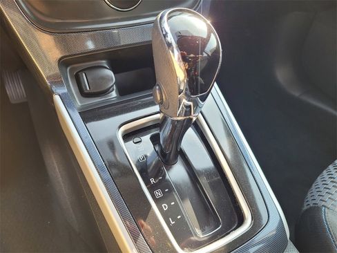 Used 2019 Nissan Sentra SR w/ Exterior Package image 21