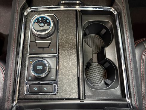 Used 2024 Ford Expedition Max Limited image 14