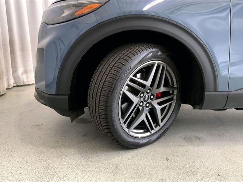Used 2025 Ford Explorer ST image 20