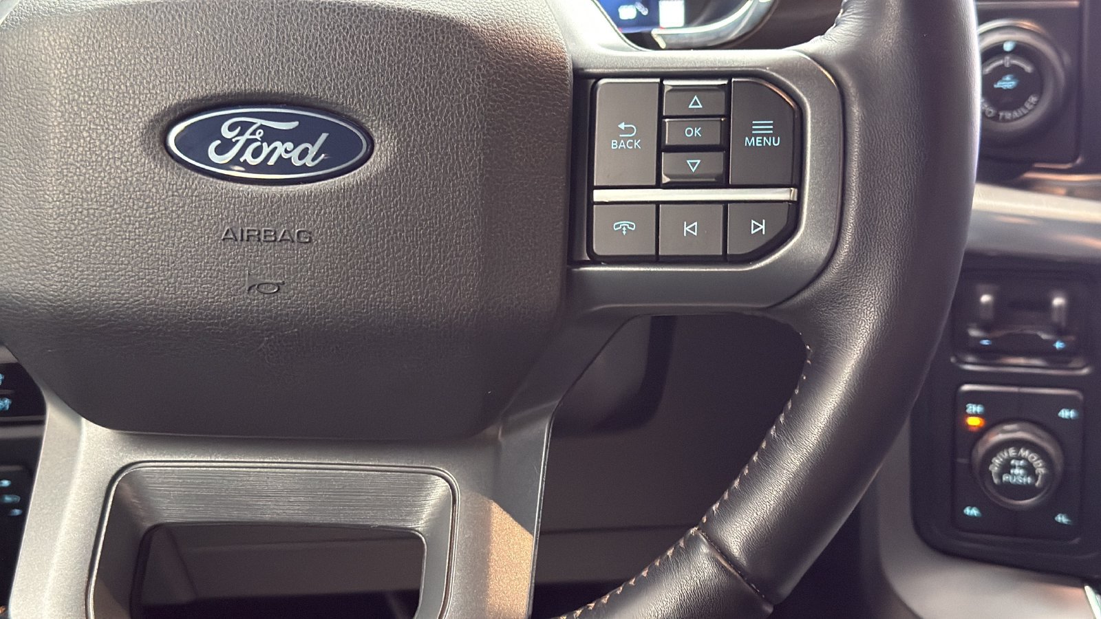 Certified 2024 Ford F150 Lariat w/ Tow/Haul Package AWD/4WD image 15