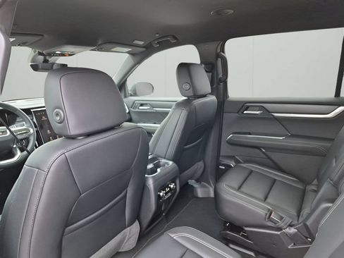 New 2026 GMC Acadia Elevation w/ Black Edition FWD image 21