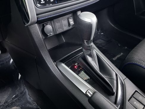Used 2017 Toyota Corolla SE image 17