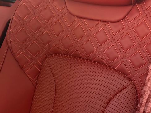 Used 2023 Bentley Continental GT Azure image 22