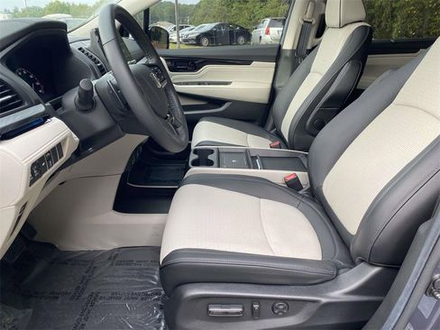 Certified 2025 Honda Odyssey Elite image 14