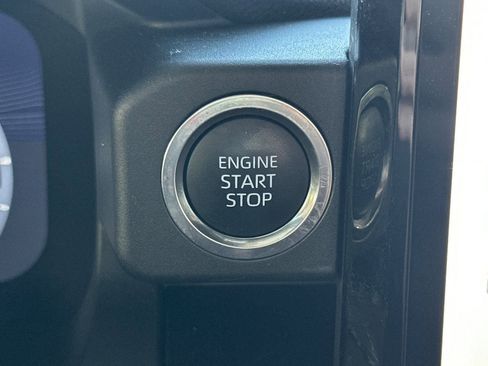 Certified 2025 Toyota 4Runner Limited image 27