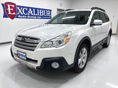 Used 2014 Subaru Outback 2.5i Limited w/ Moonroof Package image 5