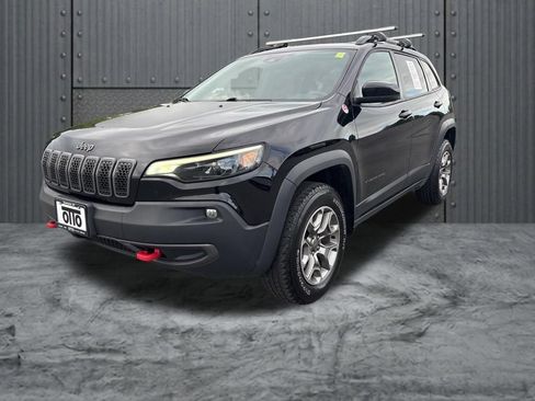 Used 2022 Jeep Cherokee Trailhawk w/ Sun, Sound & Nav Group AWD/4WD image 3